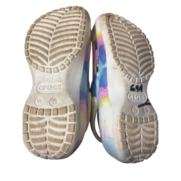 Crocs Classic Tie-Dye Graphic Clog Womens Size 6 Multi-Color Comfort Footwear - Picture 6 of 8